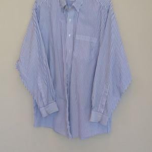 Brooks Brothers Men's Blue & White stripe shirt